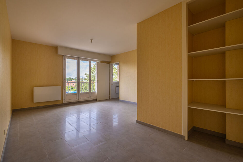 EXCLUSIVITE CITYA NORD DE FRANCE : APPARTEMENT TYPE STUDIO - CAVE - PARKING - WATTIGNIES
