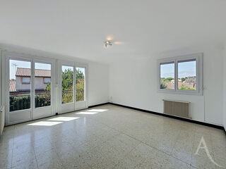  Maison à louer 5 pièces 159 m²
