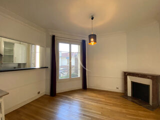  Appartement à louer 2 pièces 44 m²