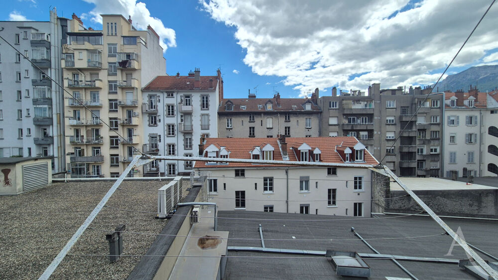 Appartement Grenoble 2 pièce(s) 65.27 m2