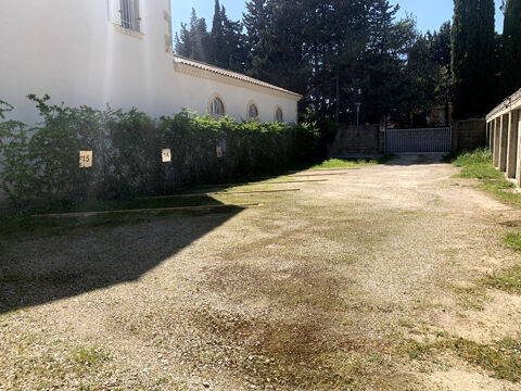  Parking / Garage � louer 