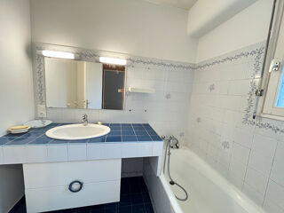  Maison à louer 4 pièces 73 m² Fouesnant