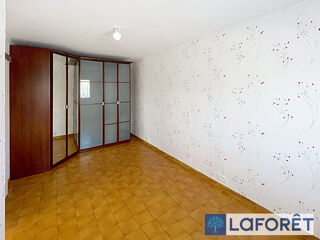 Location Appartement Appartement Dijon 3 pièce(s) 70.09 m2 Rez-de-chaussée Dijon