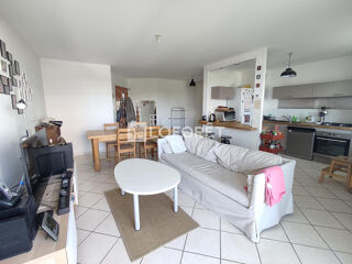  Appartement à louer 3 pièces 71 m²