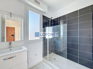  Appartement à louer 3 pièces 55 m²