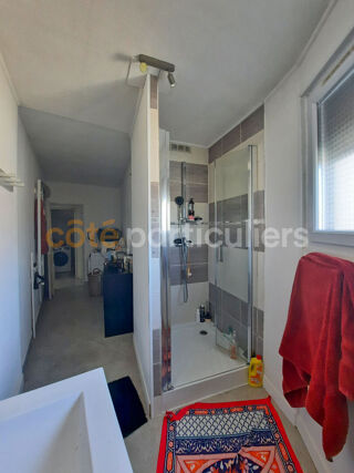  Immeuble  vendre 9 pices 215 m