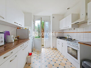  Immeuble � vendre 12 pi�ces 163 m�