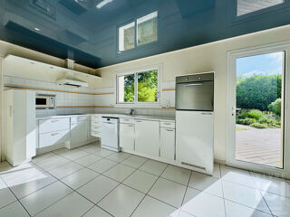  Maison à vendre 8 pièces 211 m²