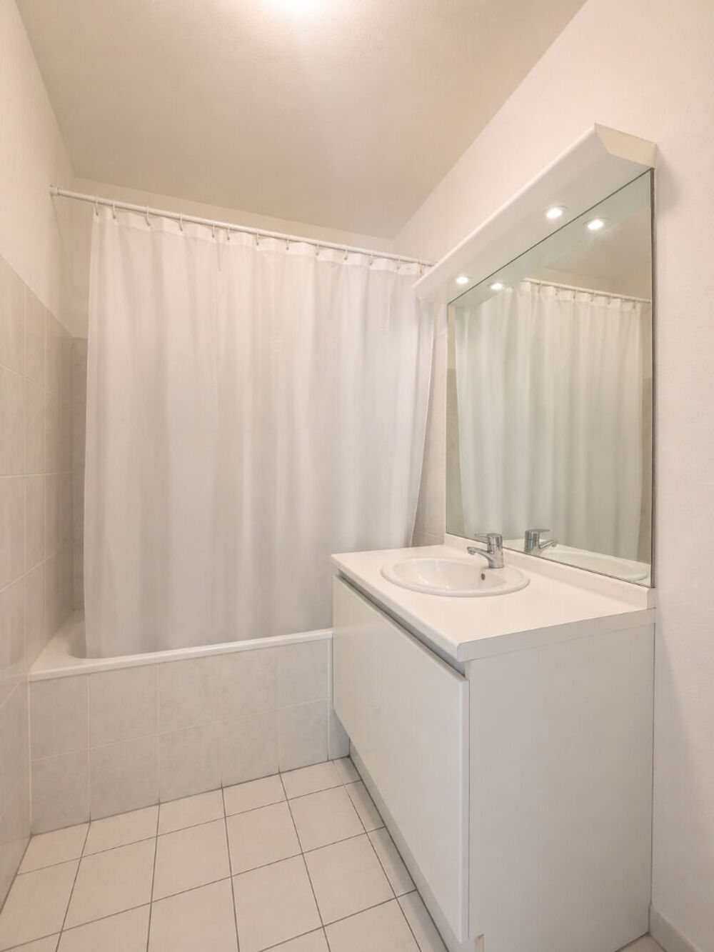 Appartement Istres 2 pièces 38 m2 avec garage
