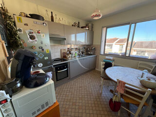  Appartement à louer 2 pièces 62 m²