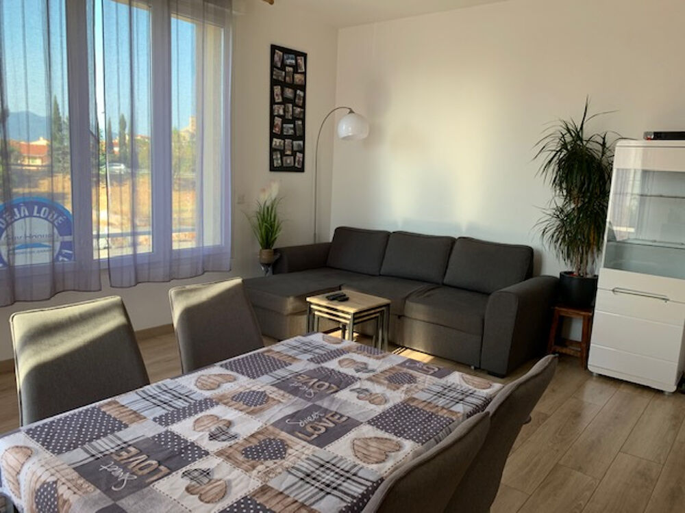 À louer : Appartement de 2 pièces à Elne, idéal pour les amateurs de soleil et de croissants !
