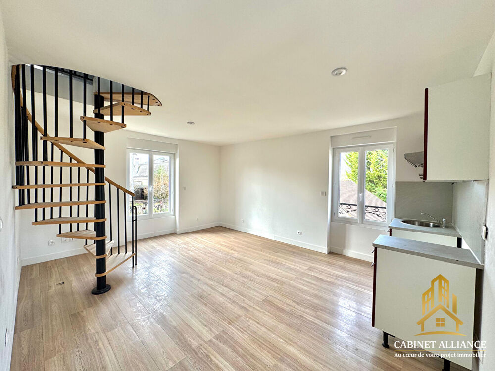 Vente Immeuble Immeuble à vendre à Cesson - Réf. 223 - 6 pièces, 4 chambres Cesson