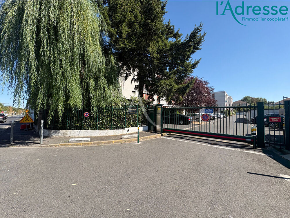 Vente Appartement Appartement Noisy Le Grand 4 pièces 77 m2 Noisy le grand