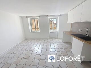  Appartement à louer 2 pièces 38 m²