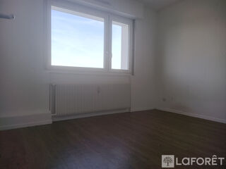  Appartement � vendre 3 pi�ces 84 m�