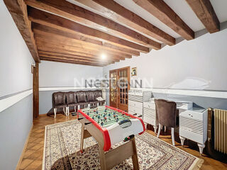  Maison  vendre 7 pices 214 m