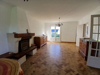  Maison à louer 7 pièces 147 m²