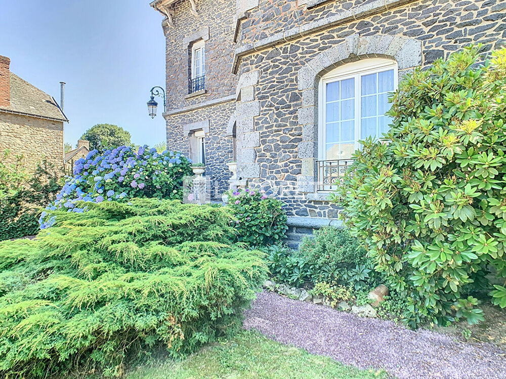 Maison Merdrignac 10 pièce(s) 260 m2