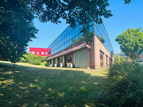 Bureaux Moderne et lumineux &agrave; Champs Sur Marne cit&eacute; Descartes 2900 77420 Champs sur marne