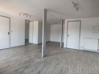  Appartement à louer 1 pièce 34 m²