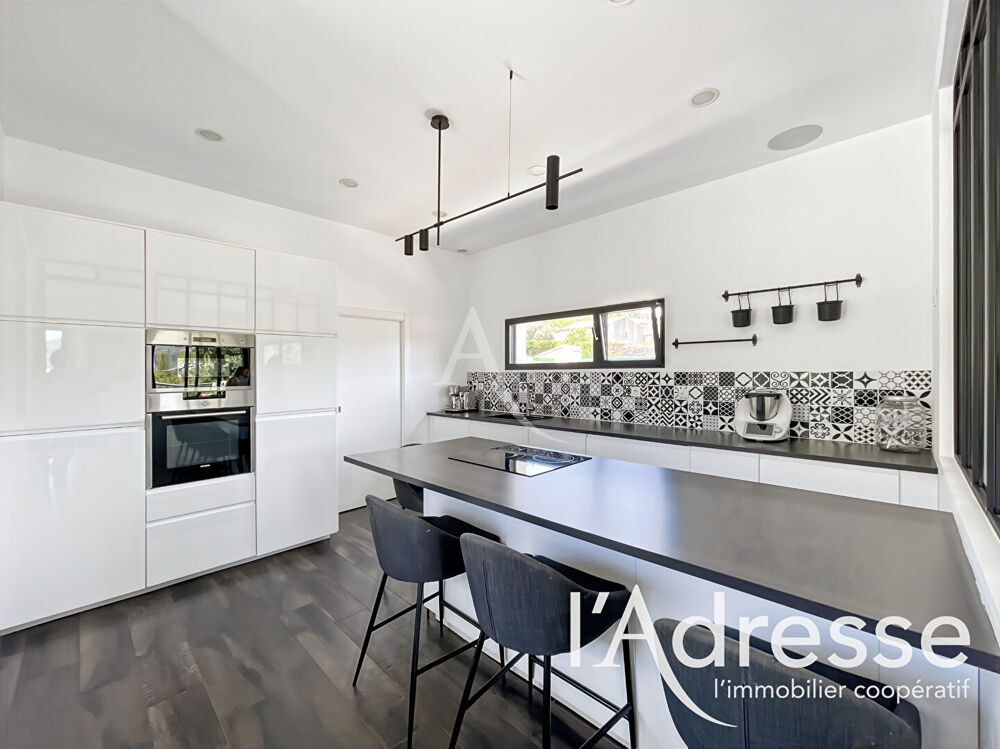 Vente Maison LA DESTROUSSE VILLA 165 M², PISCINE & POOL-HOUSE La destrousse