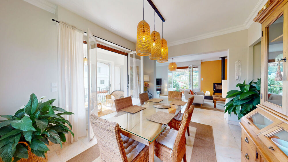 à vendre  Maison Cambo-les-Bains (64250)