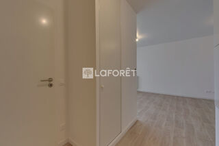  Appartement à louer 2 pièces 49 m²