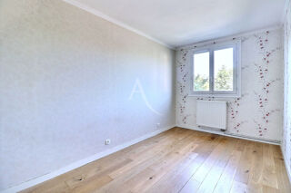  Appartement � louer 4 pi�ces 85 m�