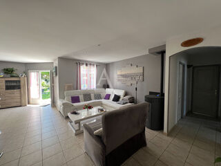  Maison  vendre 6 pices 133 m