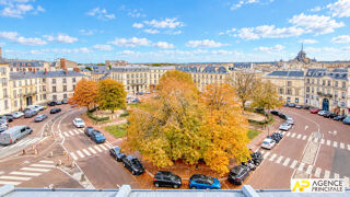 Vente Appartement Versailles Notre-Dame- Appartement 3 pièces 92 m2  situé au 4éme et dernier étage avec cave Versailles