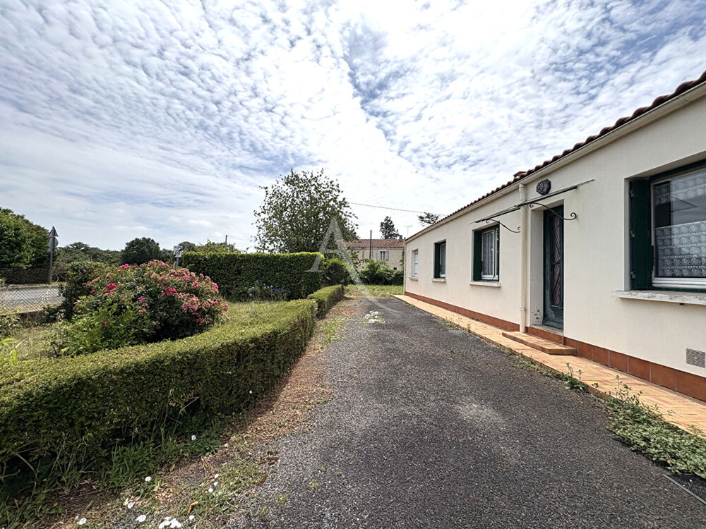 Vente Maison Maison 5 pièces - 3 chambres - LES VELLUIRE SUR VENDEE Les velluire sur vendee