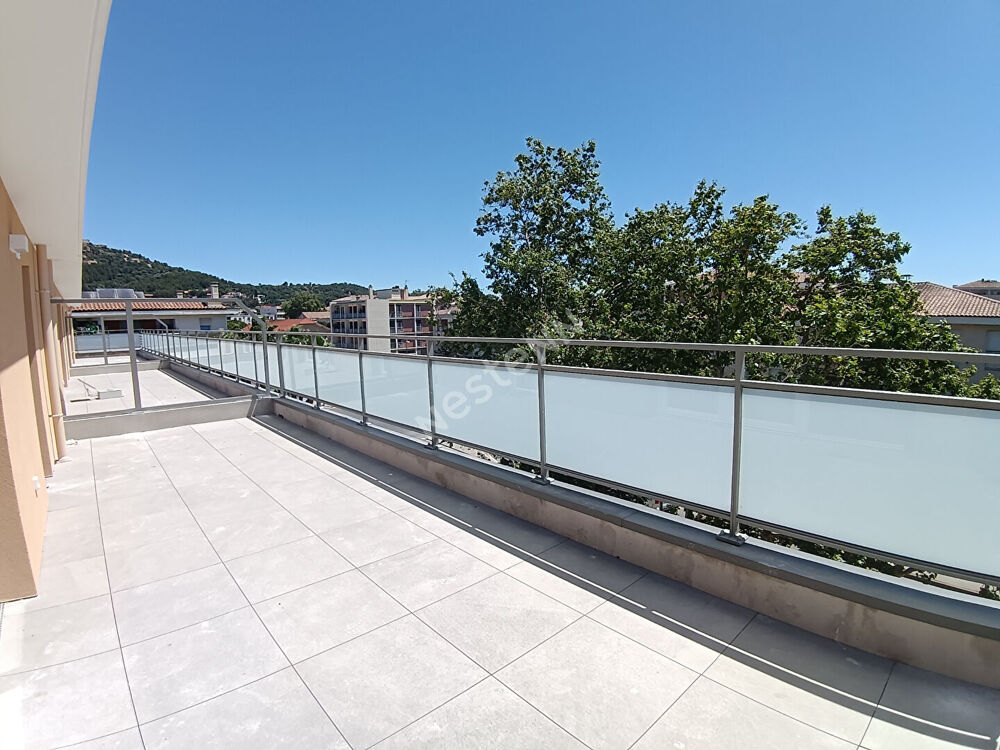 Appartement T4 de 86 m² avec deux terrasses de 23,30 m² et 22 m² et 2 places de parking