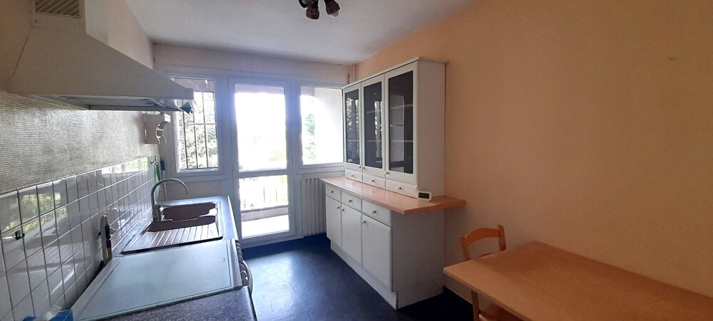 Vente Appartement Appartement T4 91 m².  2 BALCONS 1 PL.PARKING Francheville