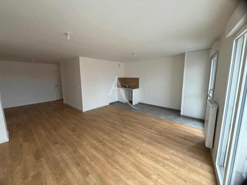 Location Appartement Appartement CHALLANS 4 Pièces 89.28 m² Challans