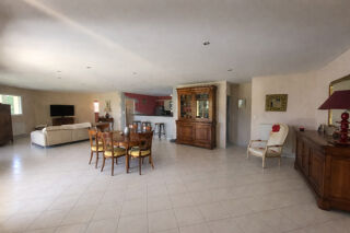  Maison à vendre 8 pièces 151 m²