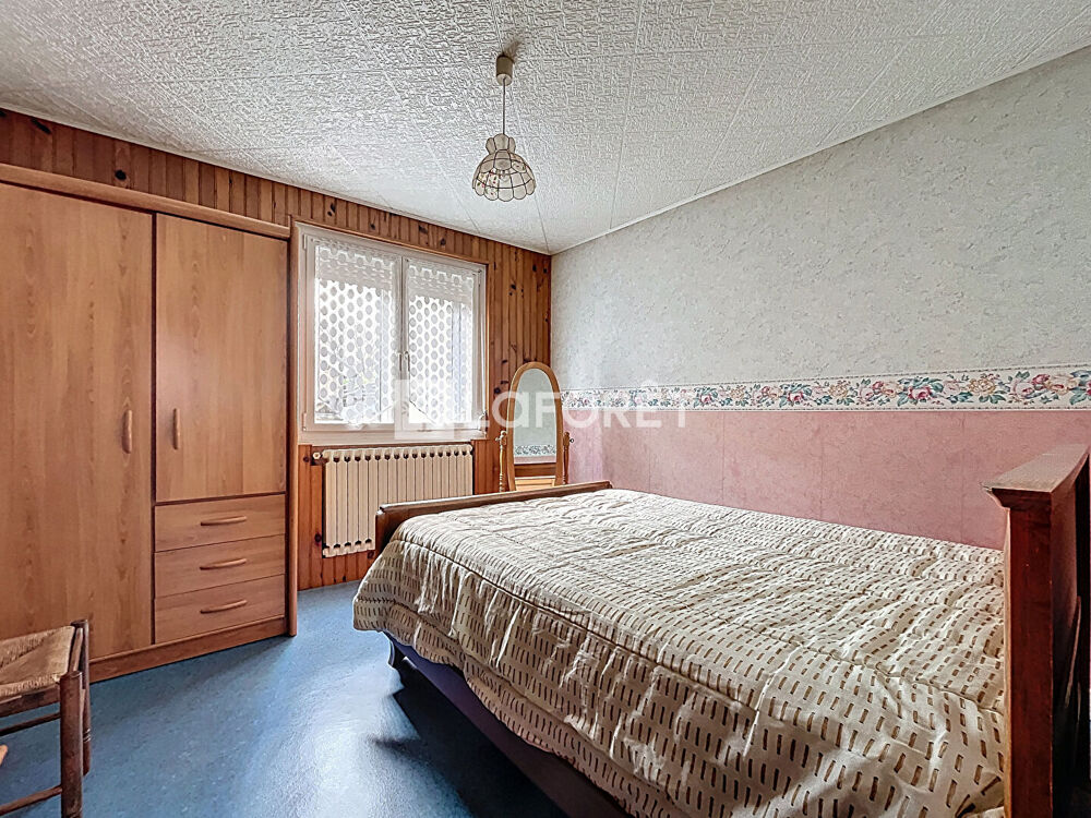 Vente Maison Maison T5 + appartement T2 en duplex à BIESLES Biesles