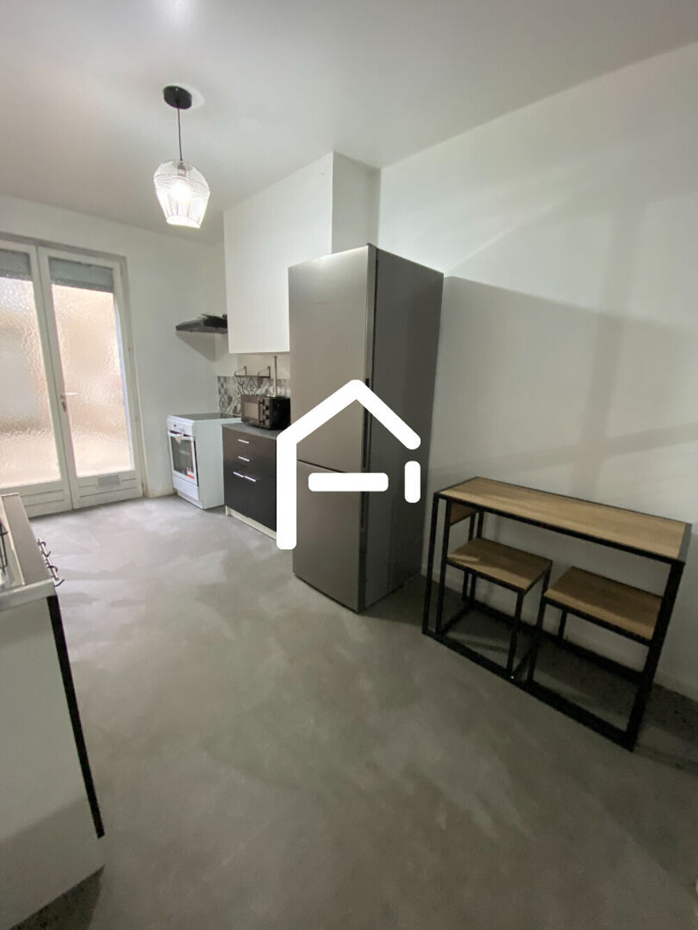 À louer : Coeur Pamiers / t1 bis meublé 25m² + COUR