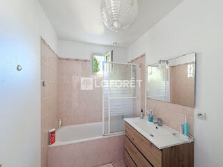  Appartement à louer 4 pièces 69 m²