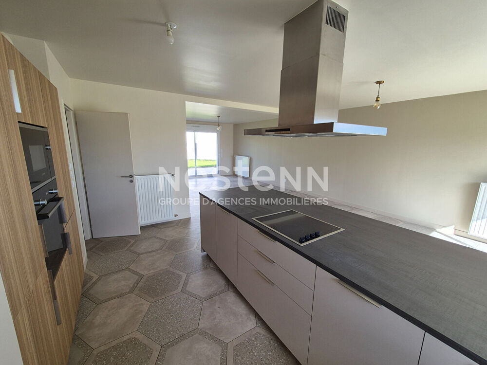 Maison contemporaine à vendre à Plaudren - 4 chambres, jardin et garage