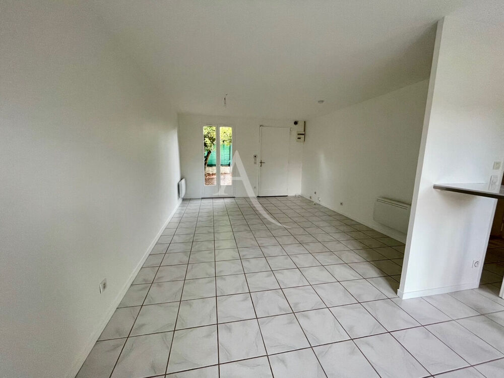 Location Maison Maison SAINT REMY LES CHEVREUSE   5 pièce(s)   77 m2 Saint remy les chevreuse