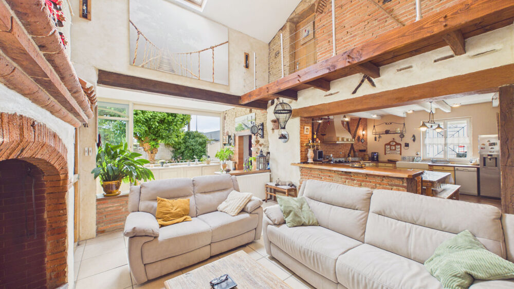Maison familiale avec piscine à proximité du centre-ville de Montauban