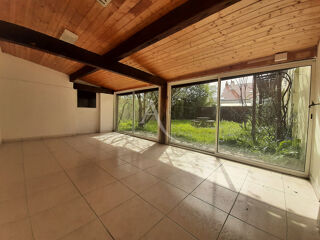  Maison à louer 6 pièces 143 m²