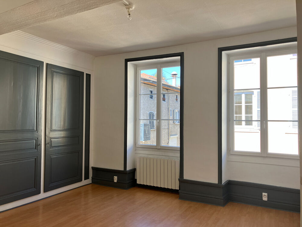 Location Appartement T3  Centre ville de 81.05 m2, Meximieux
