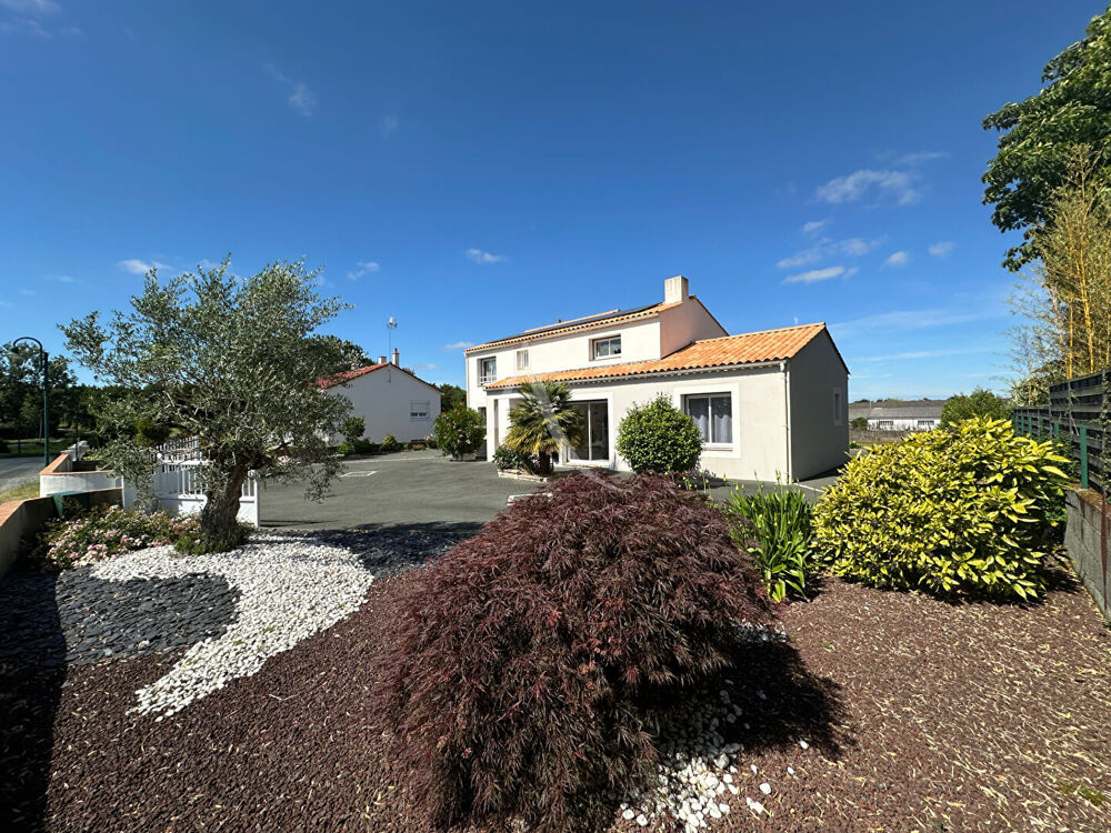 Maison 4 pièces 140 m² · à Mache · 140 m² · 310 000 €