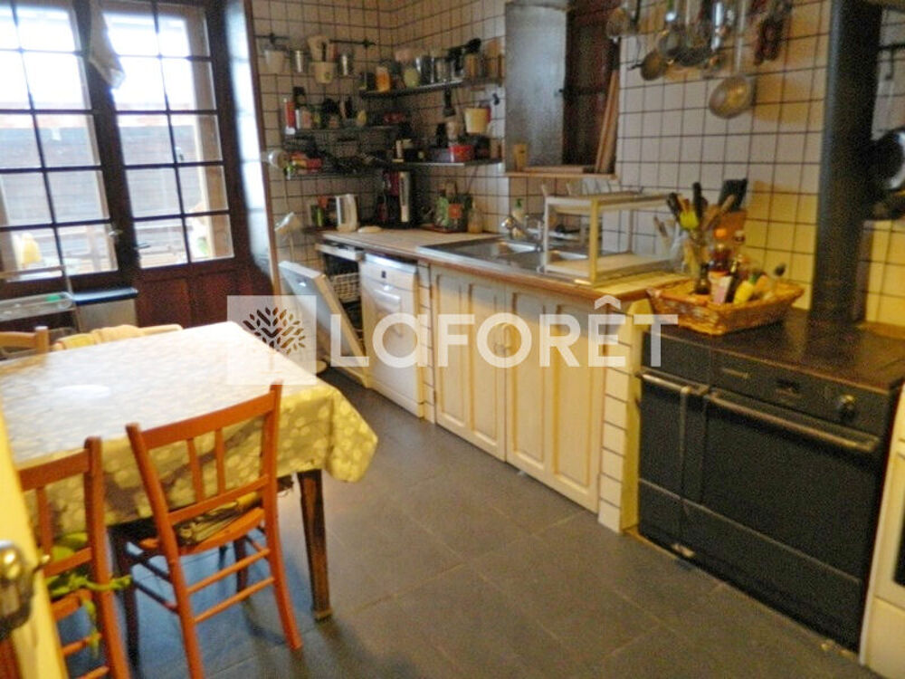 73210 Peisey-Nancroix Spacieux chalet authentique rénové T11 de 320m²