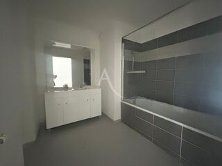  Appartement  louer 4 pices 91 m