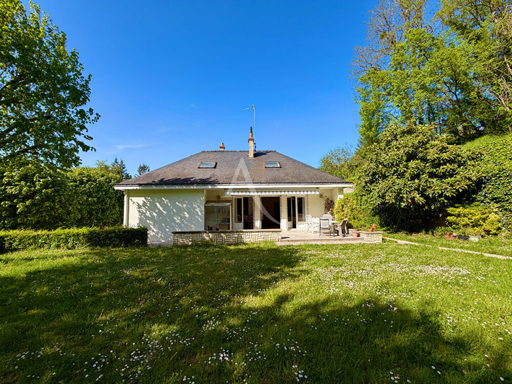 Maison Rochecorbon 10 pièce(s) 226 m2