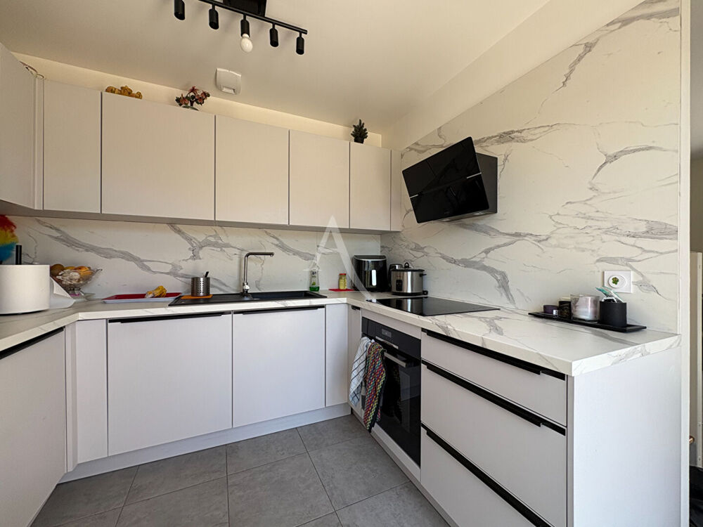 Vente Maison Maison récente 2023 à Chamarande - Mode de vie plain pied avec suite parentale et places de stationnement Chamarande