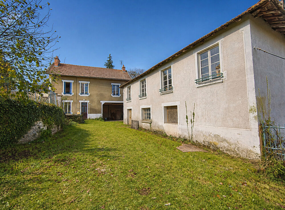 HAUTE-VIENNE-Nr Ambazac- Ancien moulin, magasin, usine, 2 granges.