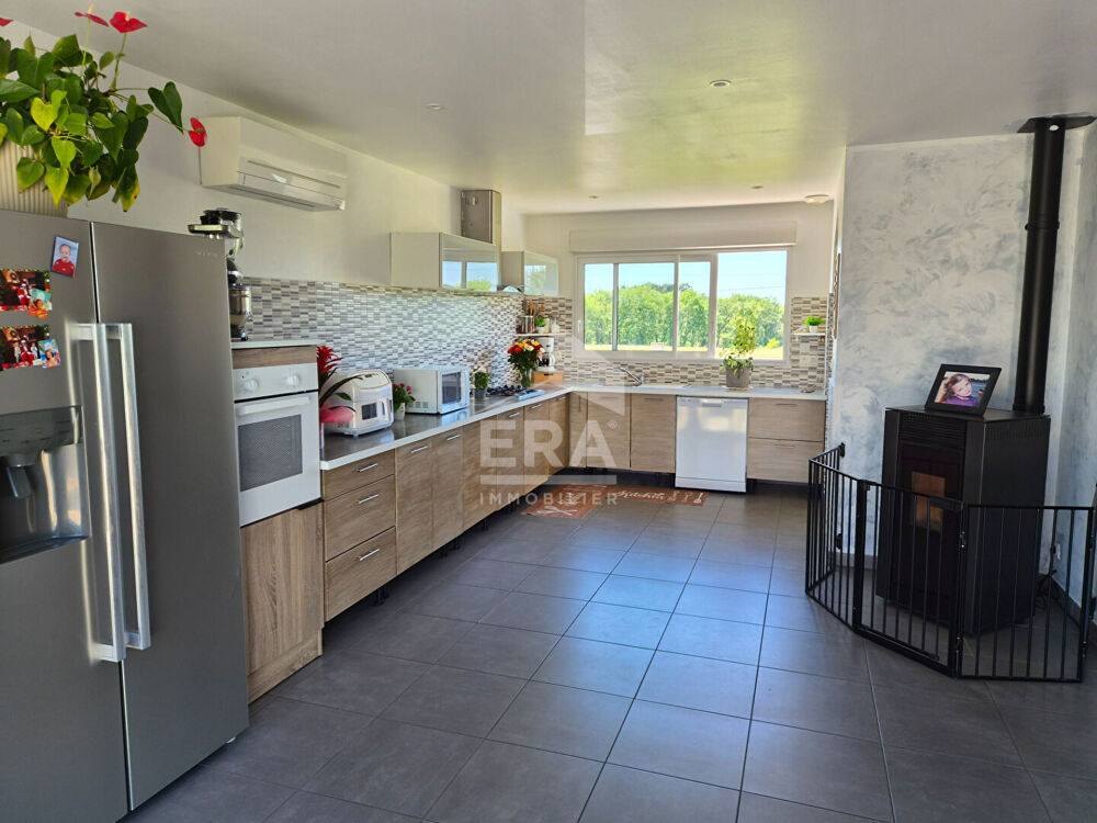 Maison individuelle de 5 pièces à vendre à Saint Aigulin